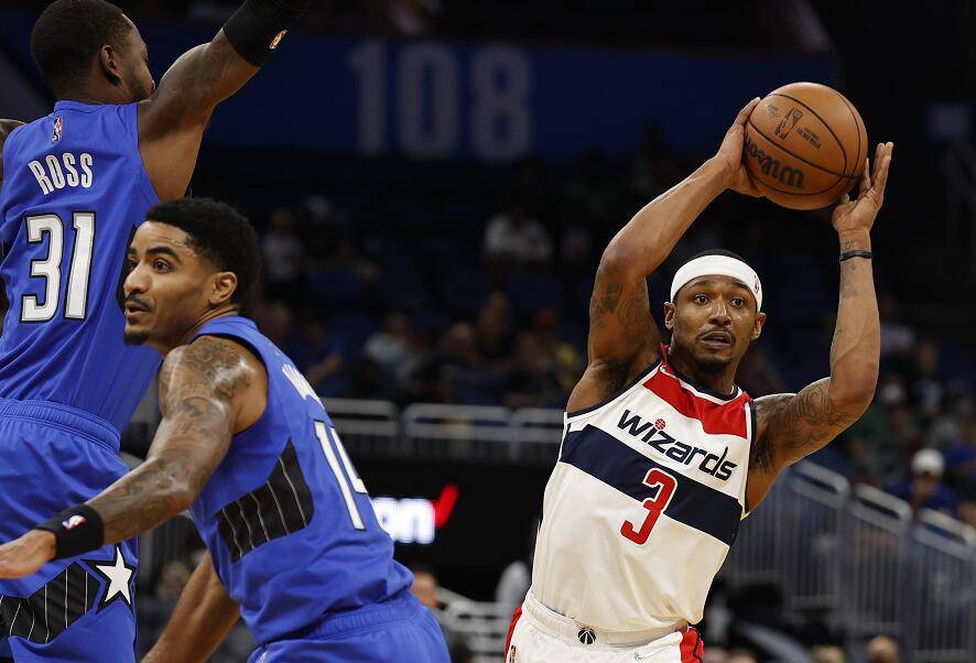 包含华盛顿奇才训练开放日,今晨队长鼓劲引欢呼,全明星赛在即,球探报告显示潜力的词条 包含华盛顿奇才训练开放日,今晨队长鼓劲引欢呼,全明星赛在即,球探报告显示潜力的词条